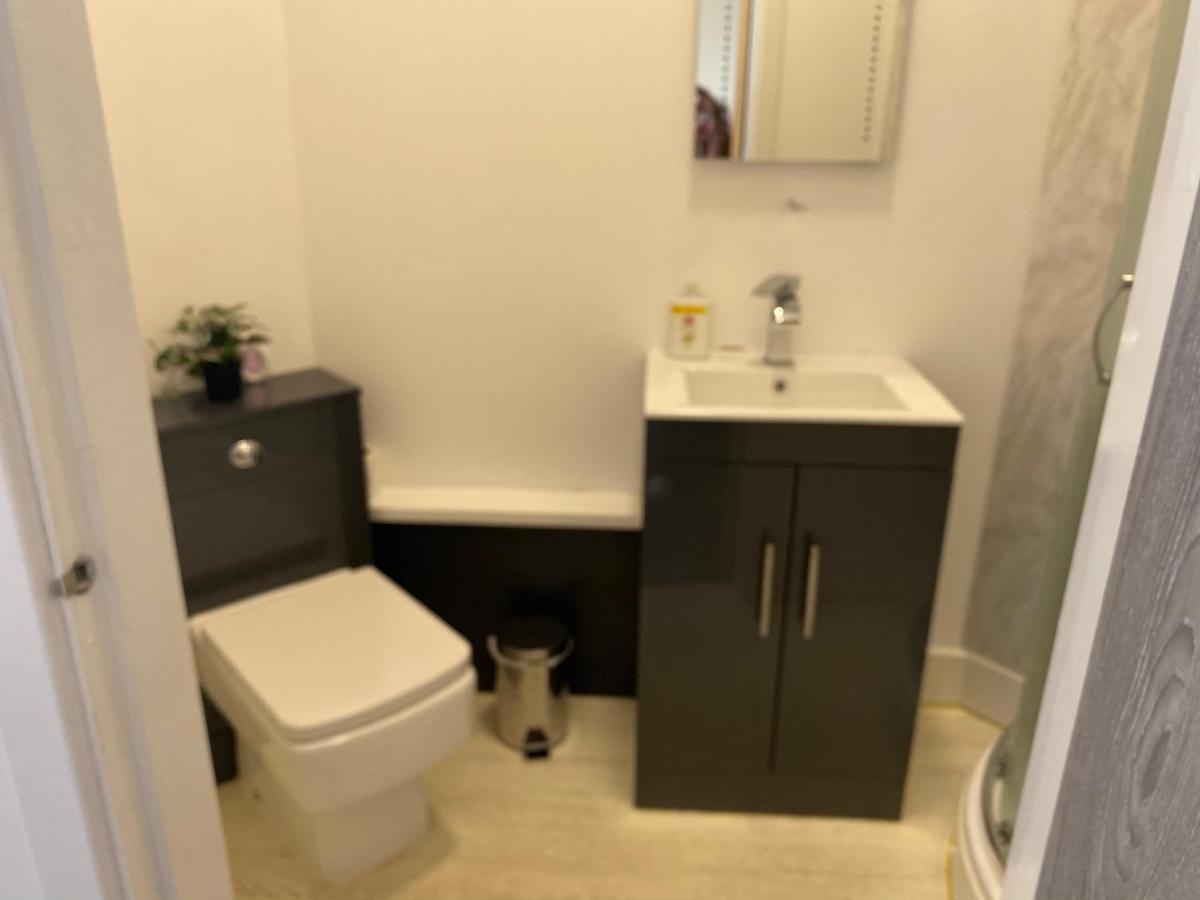 2A Spv Double En-Suite Room 웨이크필드 외부 사진